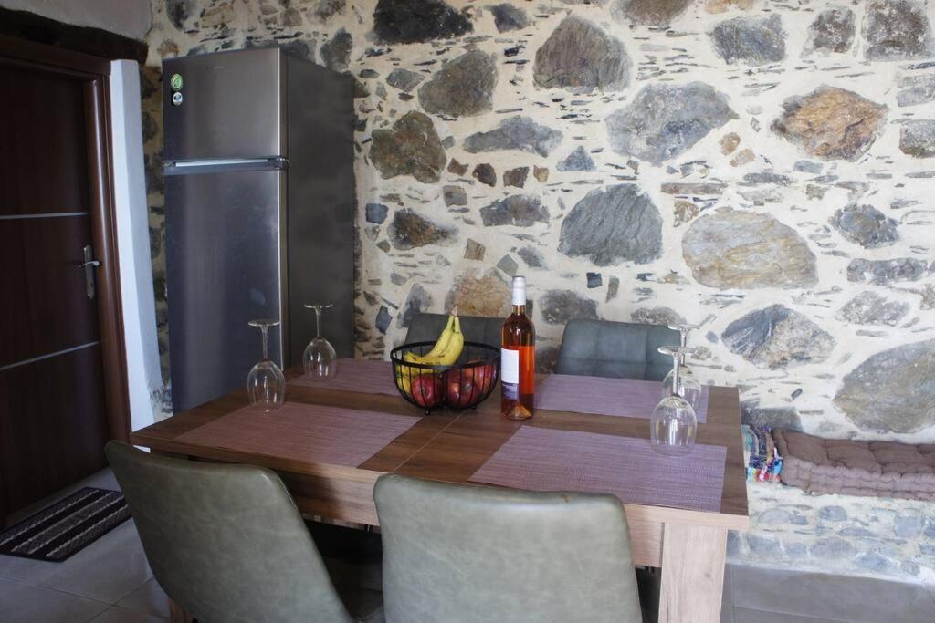 Villa Alegria Stone House AmigdhalokeFálion Esterno foto