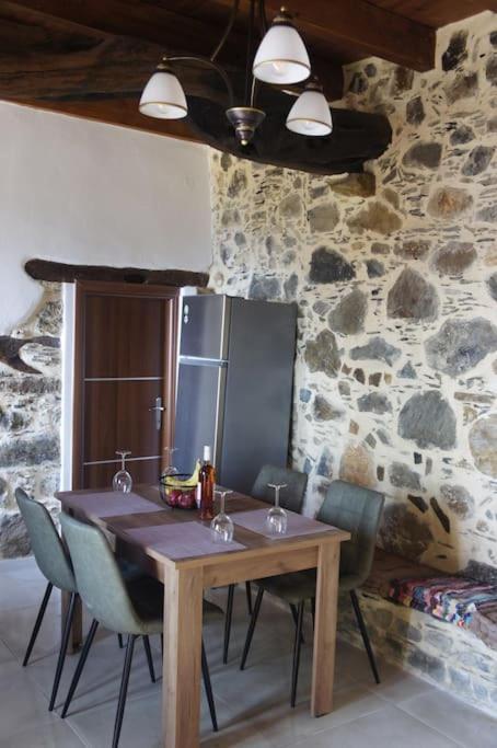 Villa Alegria Stone House AmigdhalokeFálion Esterno foto